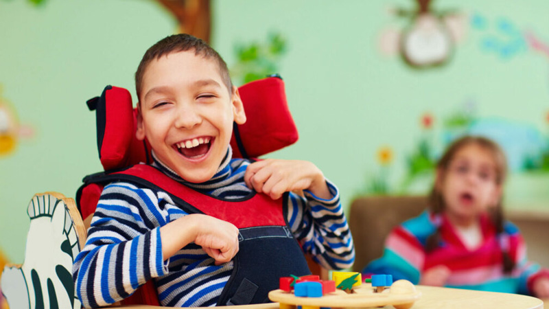 تفاوت سندروم داون و اوتیسم در چیست؟